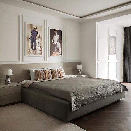 Modern Classic 2 Bedroom Apartment Near Most City Dnipro Exterior photo