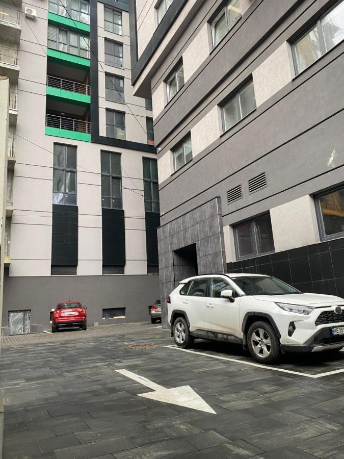 Modern Classic 2 Bedroom Apartment Near Most City Dnipro Exterior photo