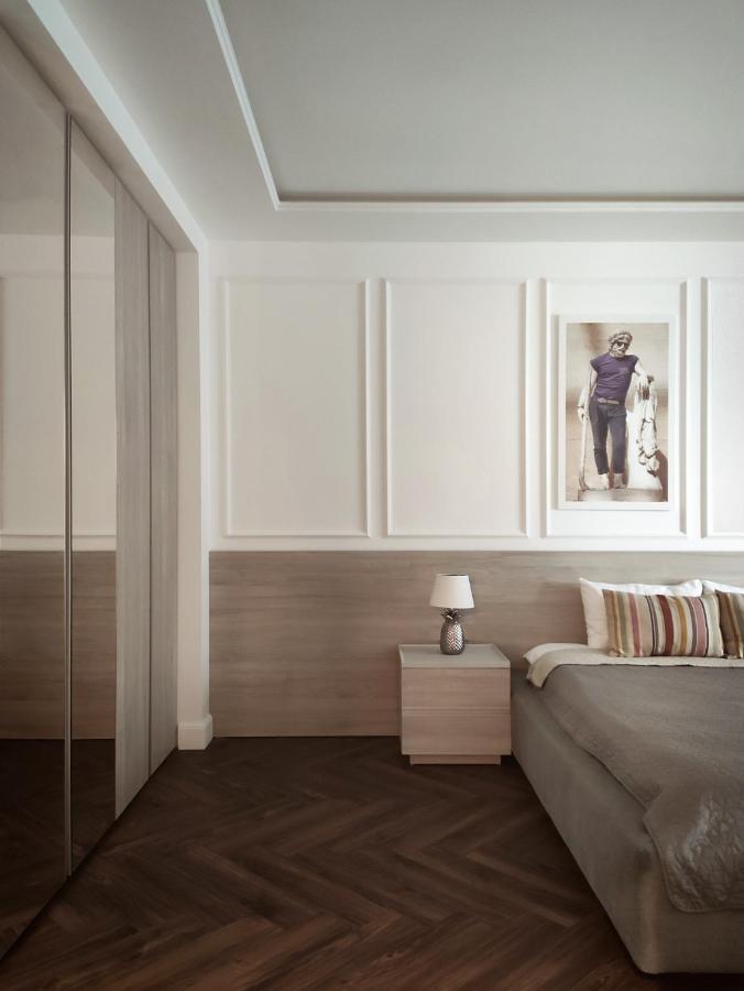 Modern Classic 2 Bedroom Apartment Near Most City Dnipro Exterior photo