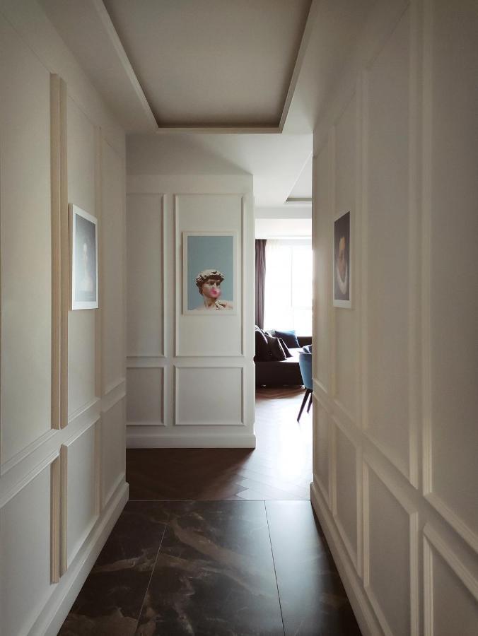 Modern Classic 2 Bedroom Apartment Near Most City Dnipro Exterior photo